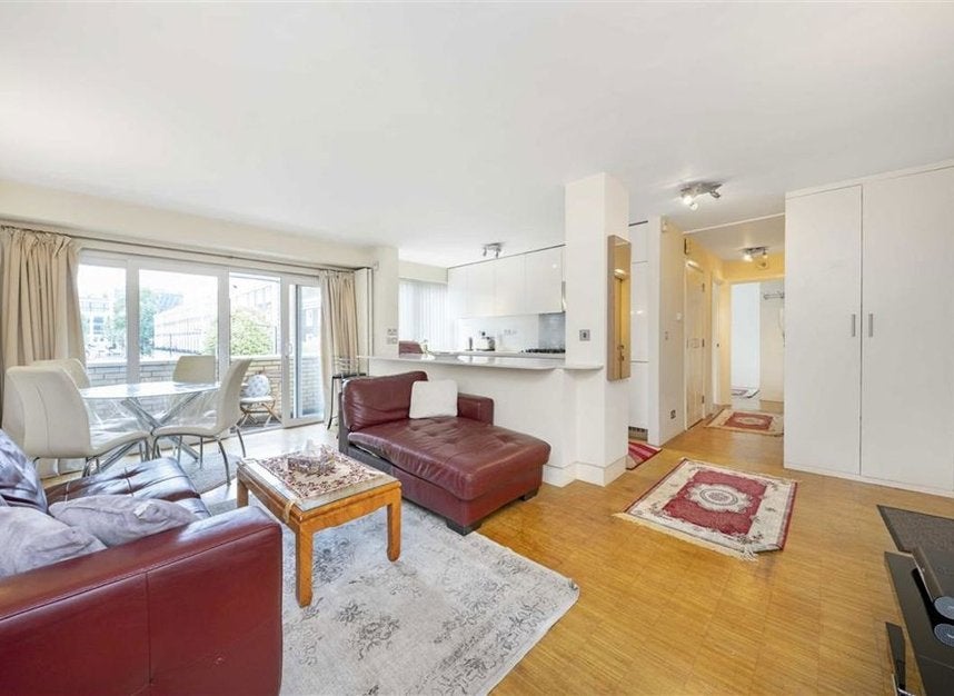 Flat Porchester Road in City of Westminster