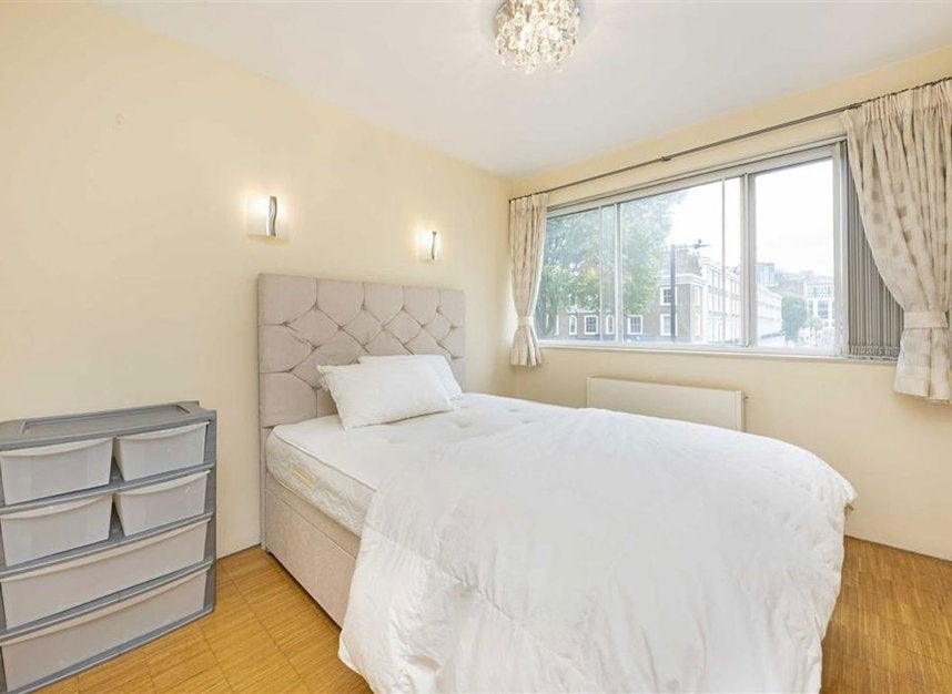 Flat Porchester Road in City of Westminster