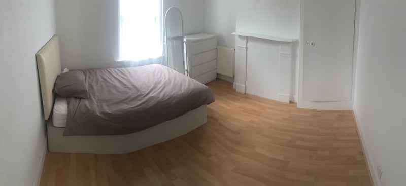 Room Whitburn Road in Greater London