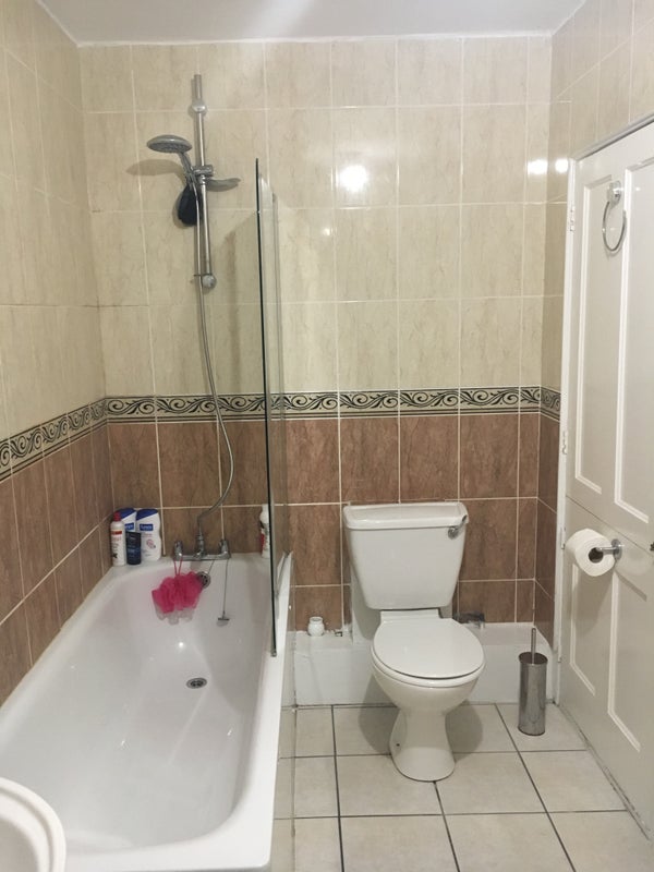 Room Whitburn Road in Greater London