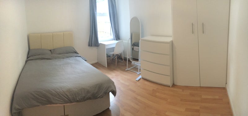 Room Whitburn Road in Greater London