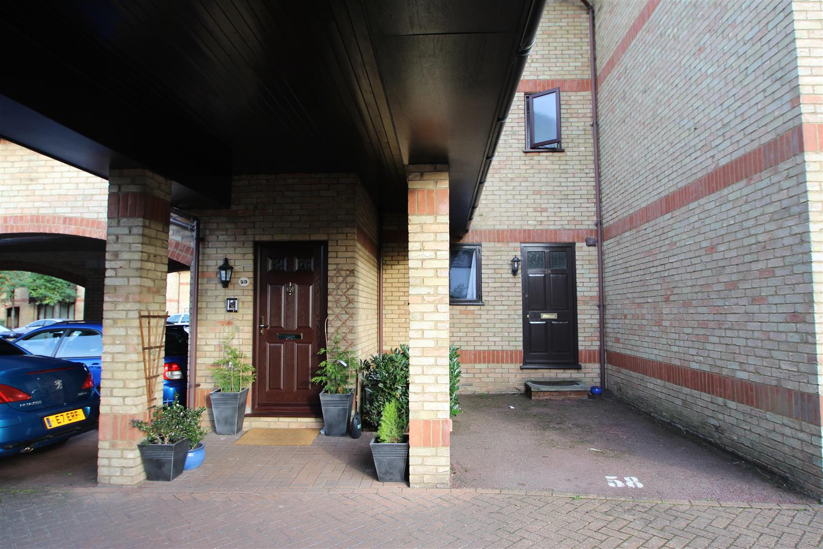 Flat Lygean Avenue in East Hertfordshire