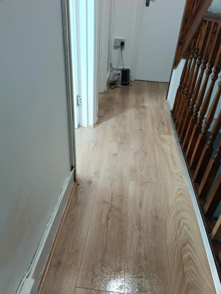 Room Greenfield Road in Greater London