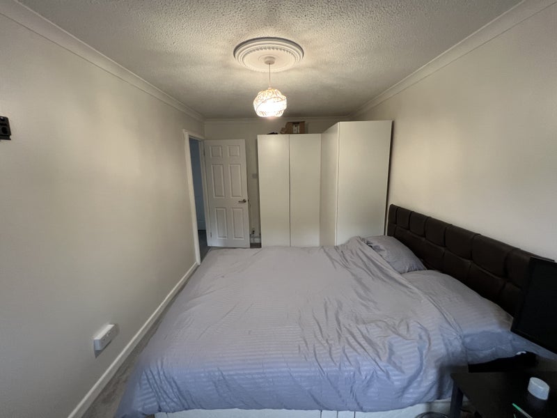Room Poppyfield Close in Cardiff