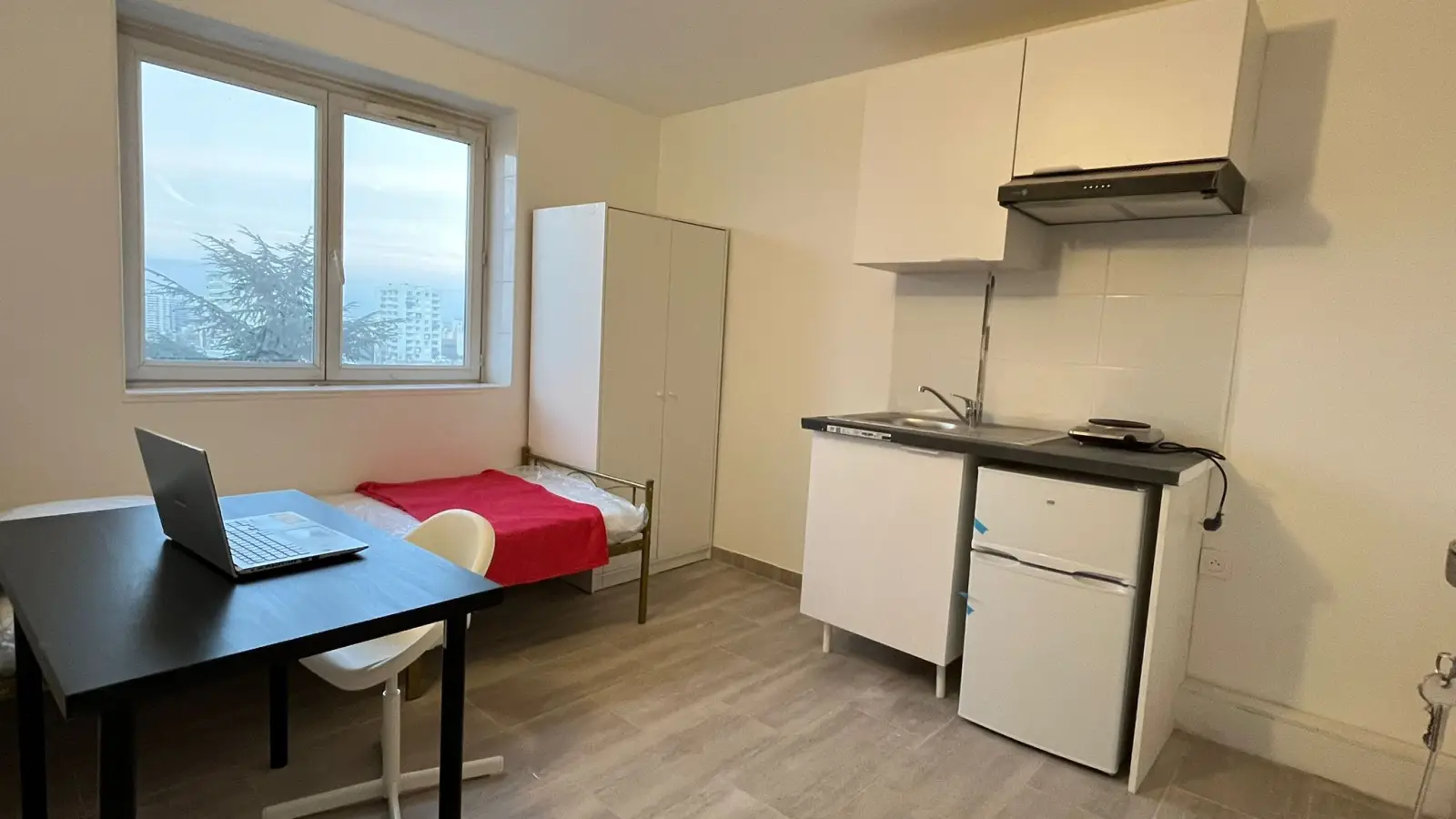 Appartement Place de l'Abbaye à Créteil