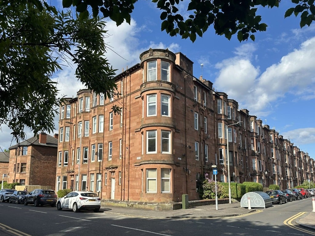 Flat Garry Street in Glasgow