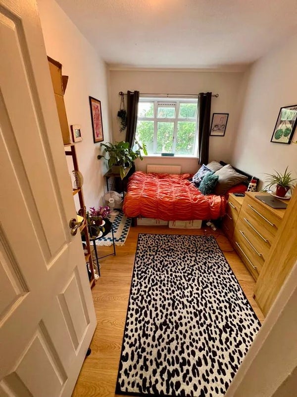 Room Limehouse Causeway in Greater London