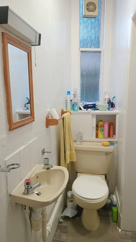 Room Willowbrae Road in City of Edinburgh