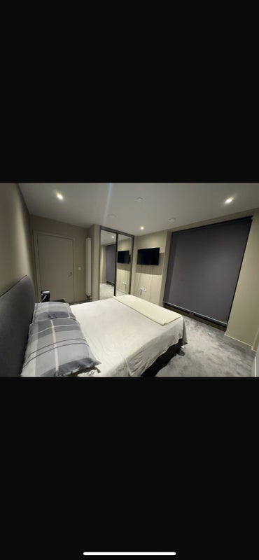 Room Railway Walk in Greater London