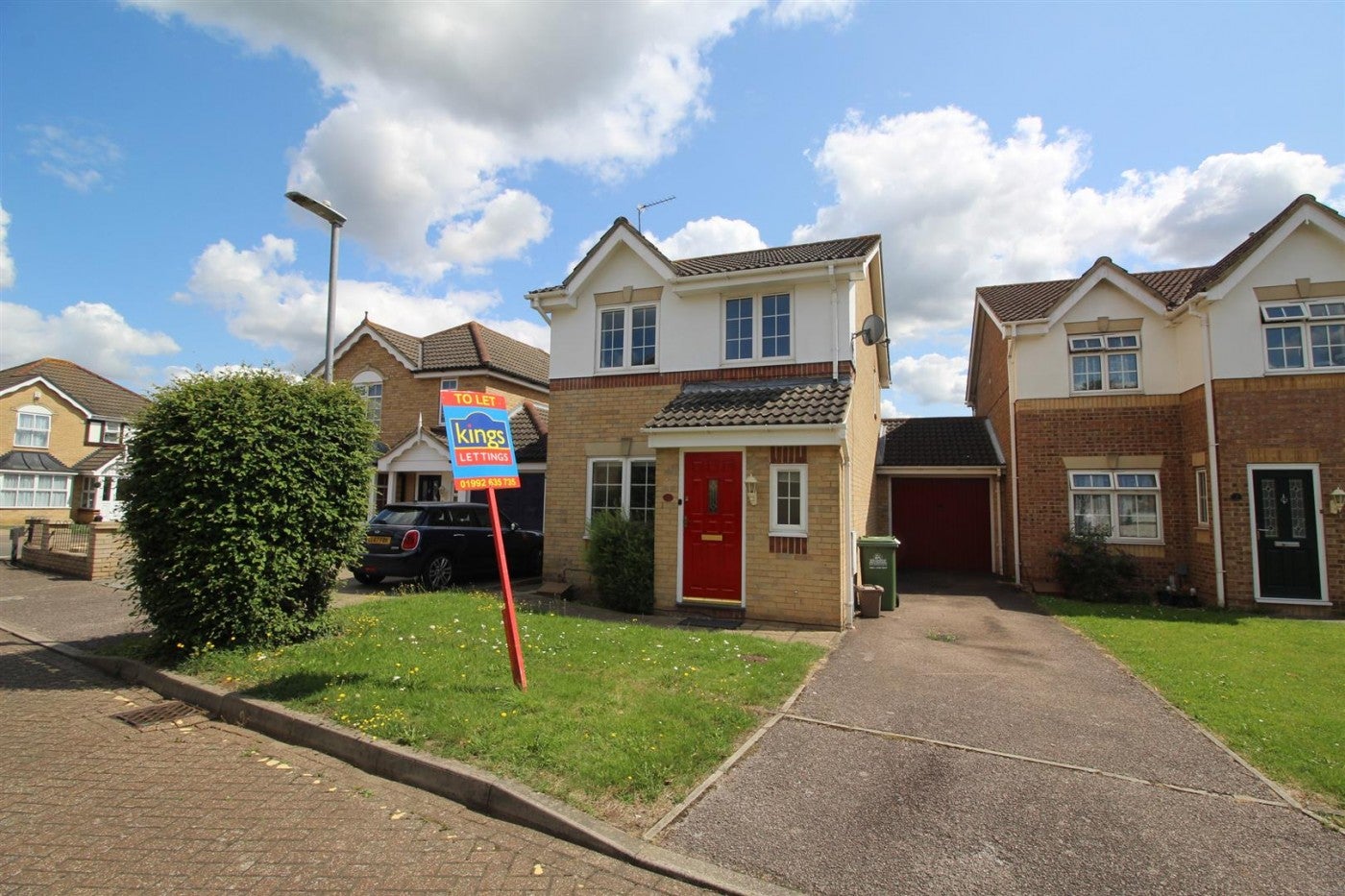 House Norwood Road in Cheshunt