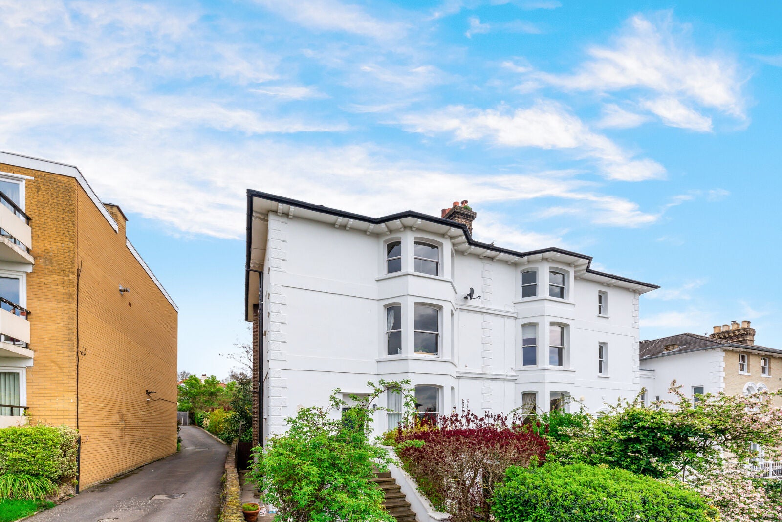 Flat Thornton Hill in Greater London
