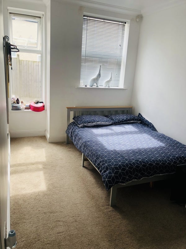 Room Milton Road in Bournemouth