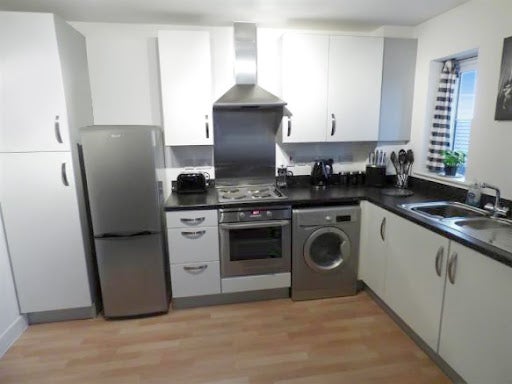 Flat Panyers Gardens in Greater London