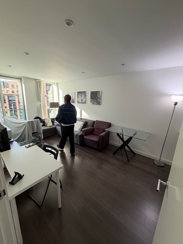 Room Wellesley Road in Greater London