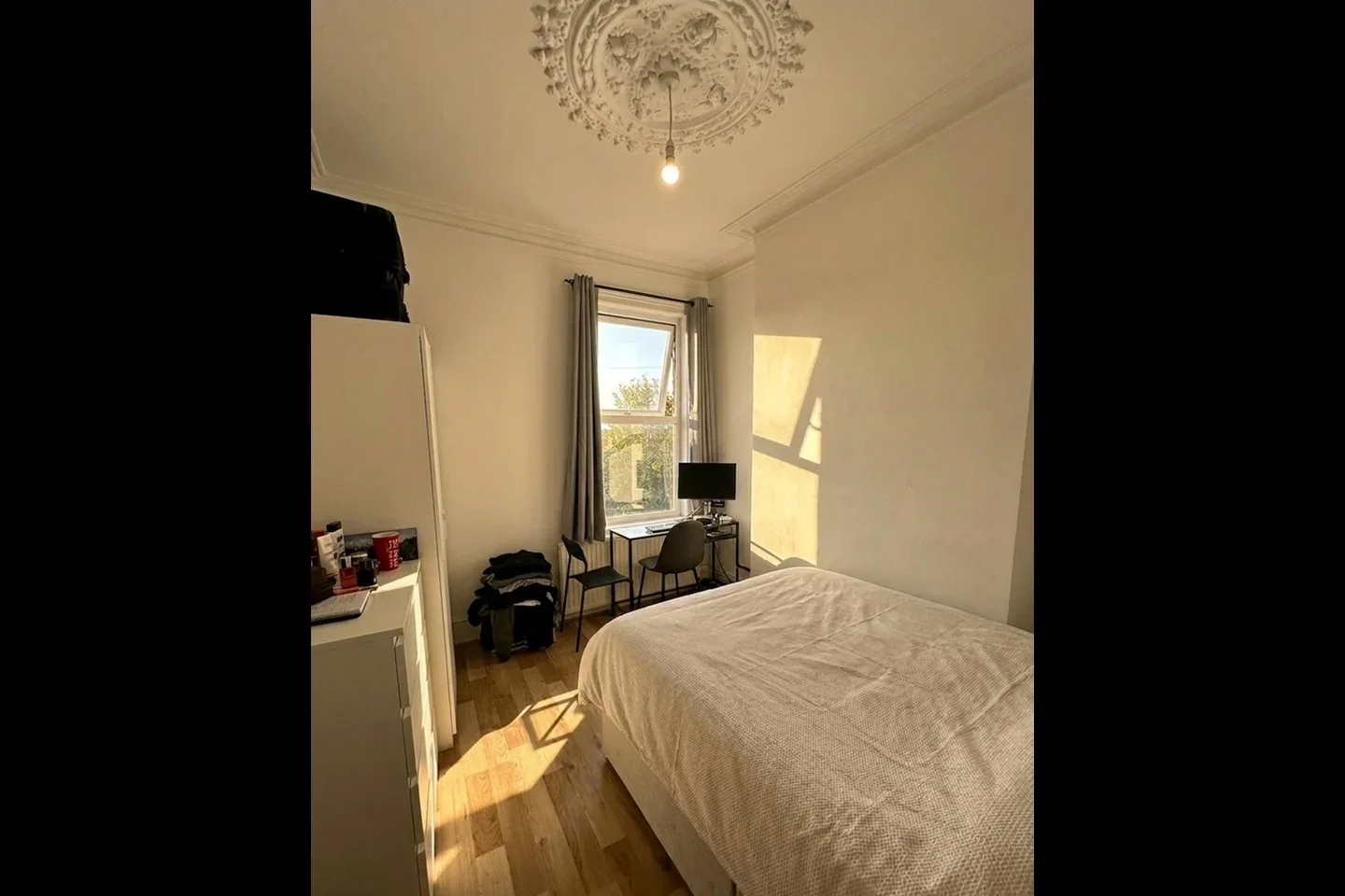 Room Alloa Road in Greater London