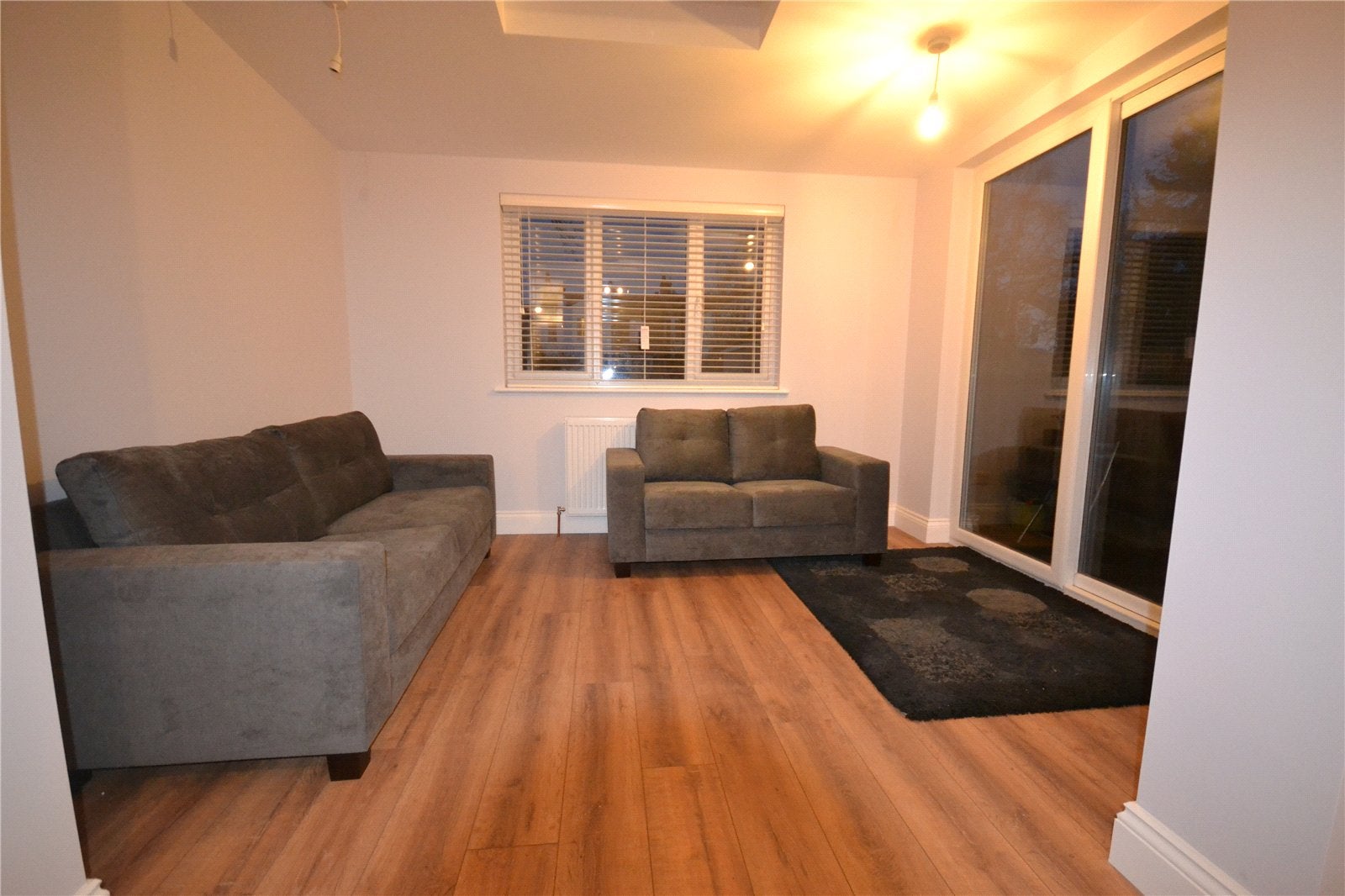 Flat Olive Road in Greater London