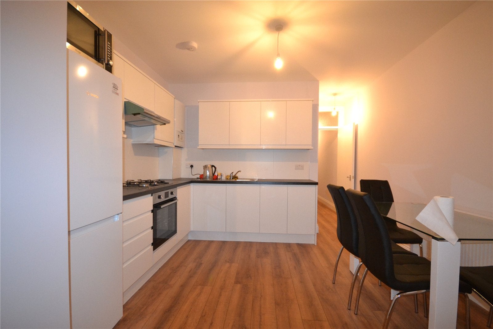 Flat Olive Road in Greater London