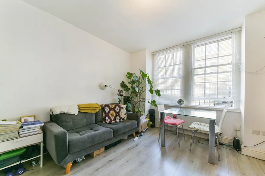 Flat Bryanston Street in London