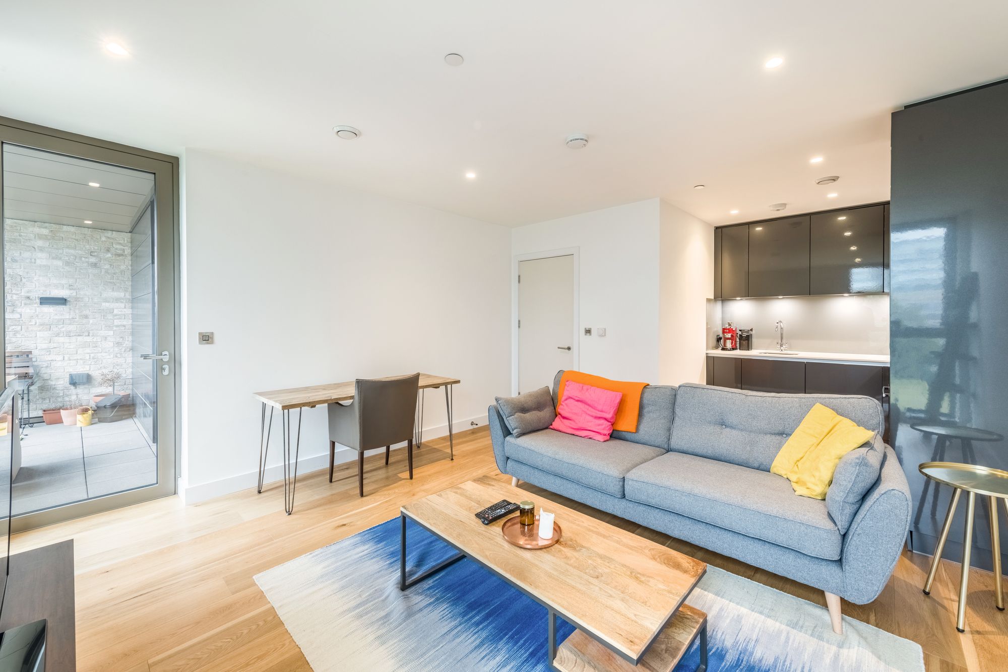 Flat Caithness Walk in Greater London