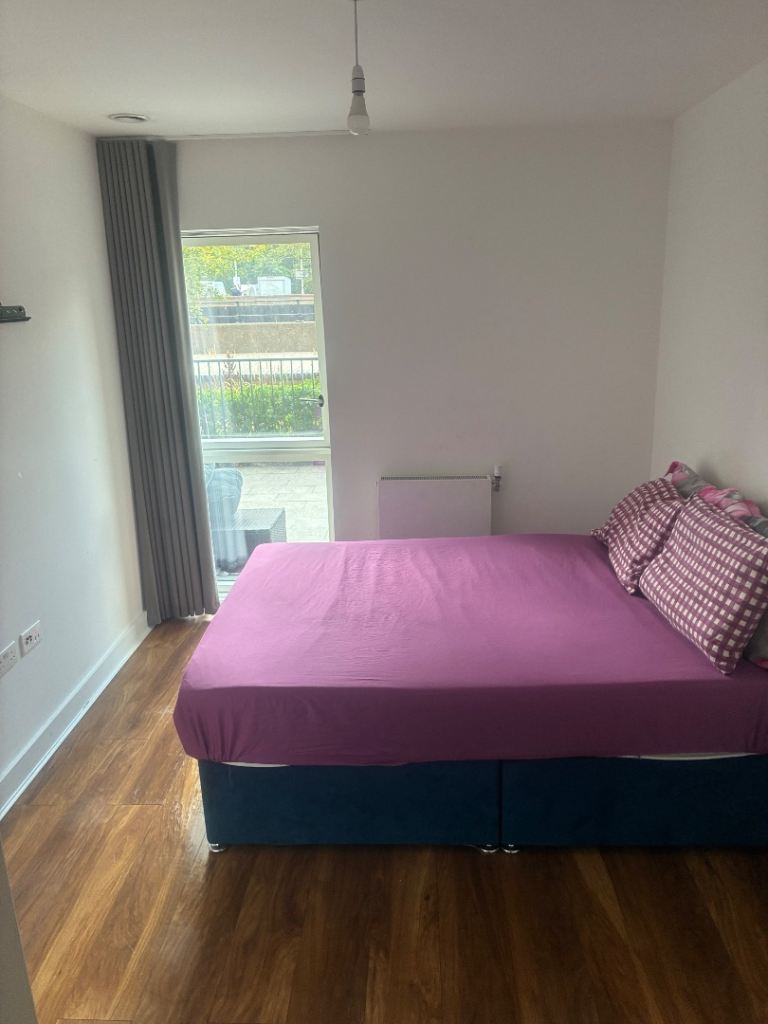 Flat Barking Wharf Square in Greater London