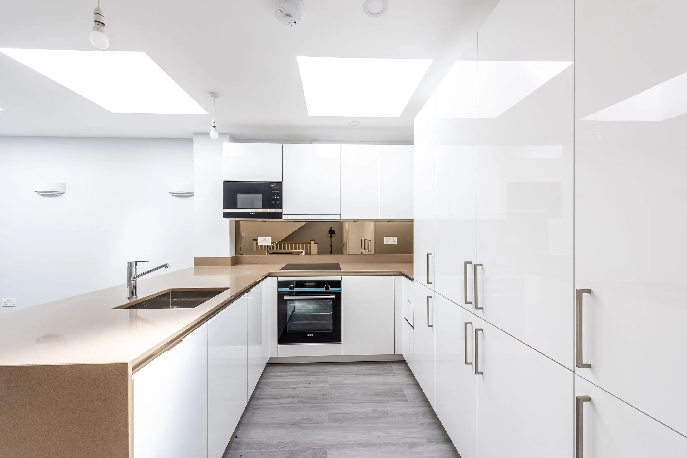Flat Sefton Street in Greater London