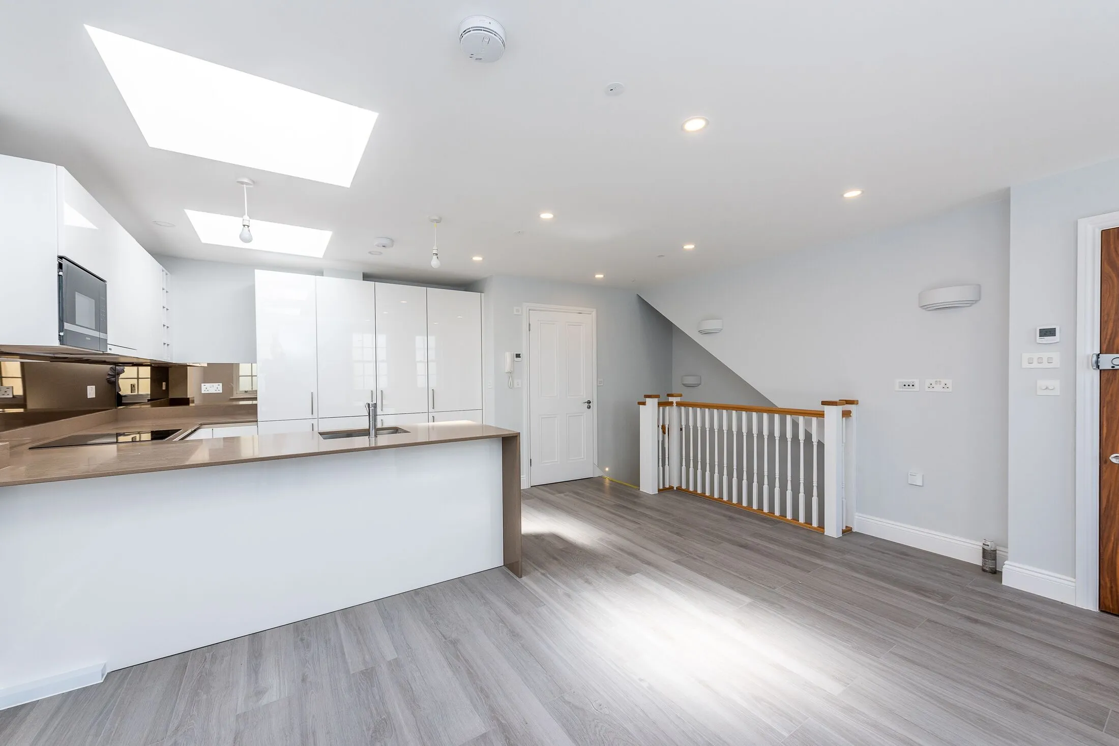 Flat Sefton Street in Greater London