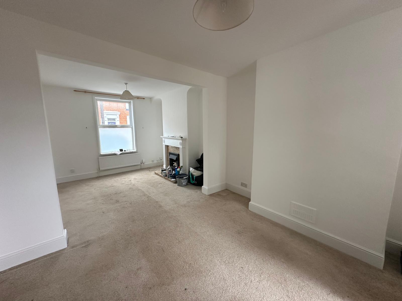 Flat Upper Thrift Street in Northampton