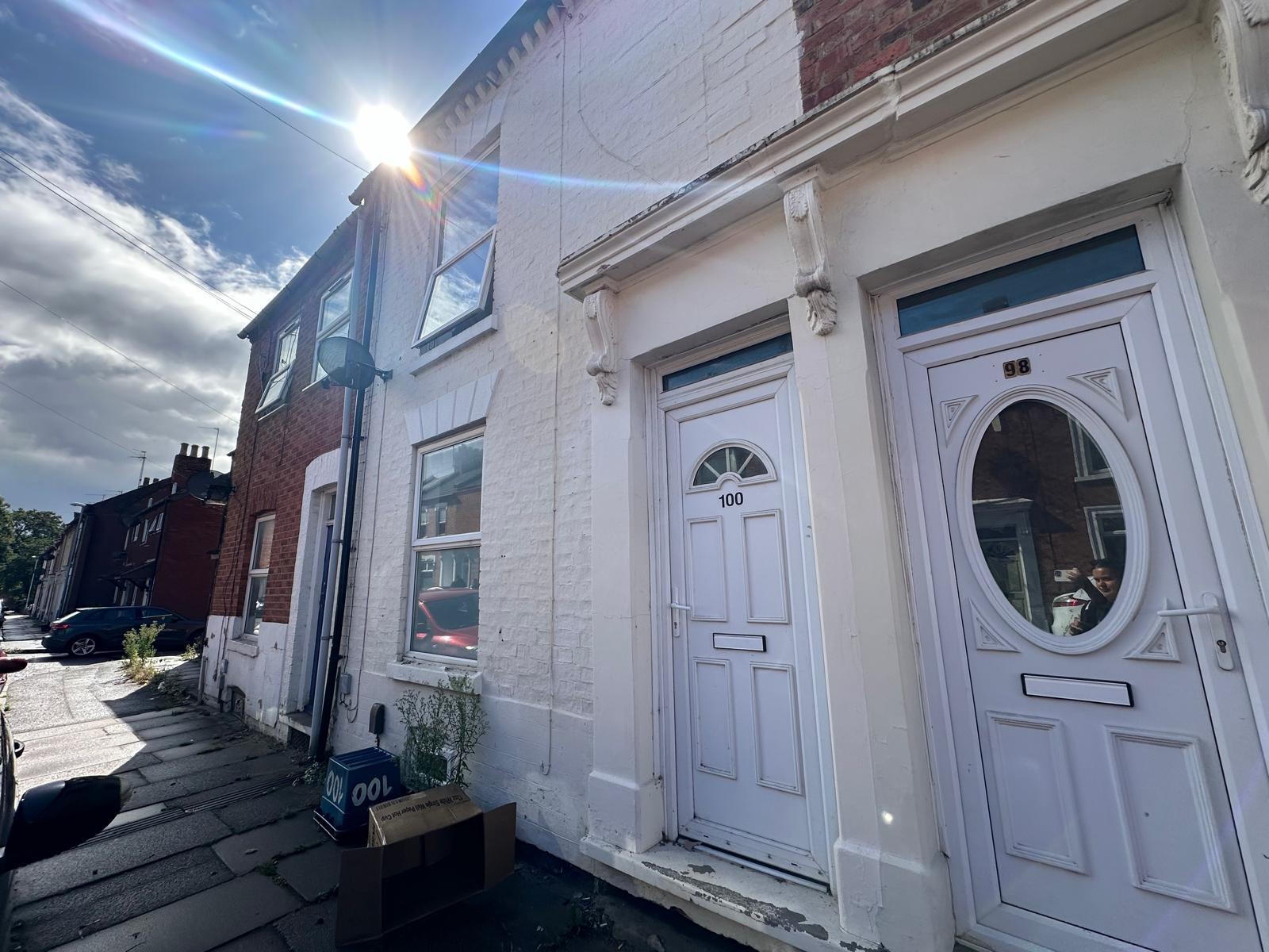 Flat Upper Thrift Street in Northampton