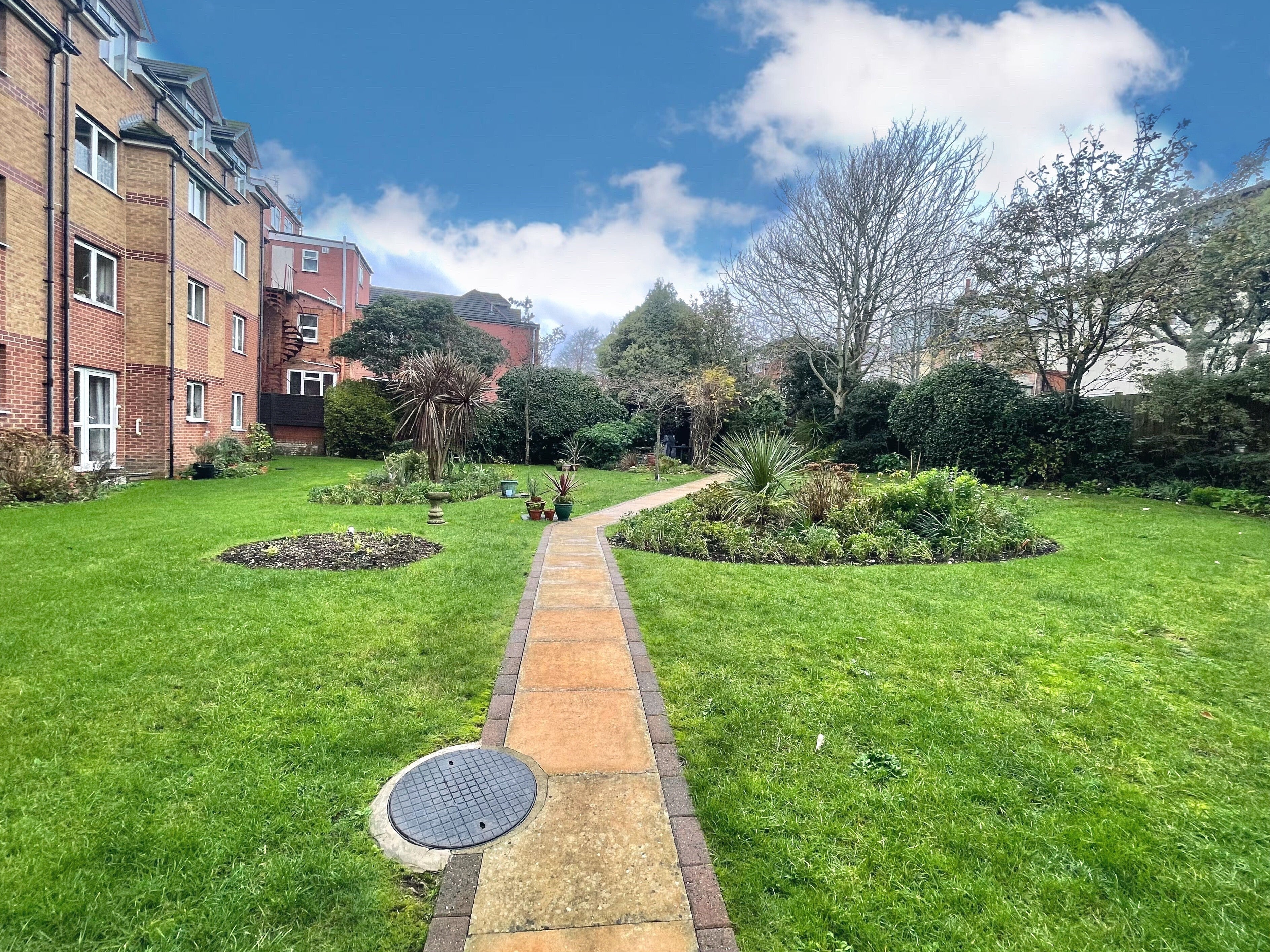 Flat Owls Road in Bournemouth