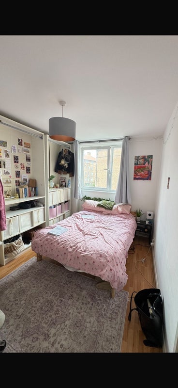 Room Pardoner Street in Greater London