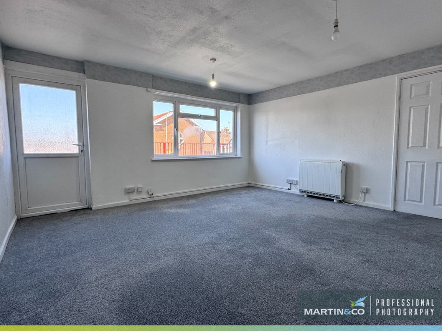 Flat Caerphilly Road in Cardiff