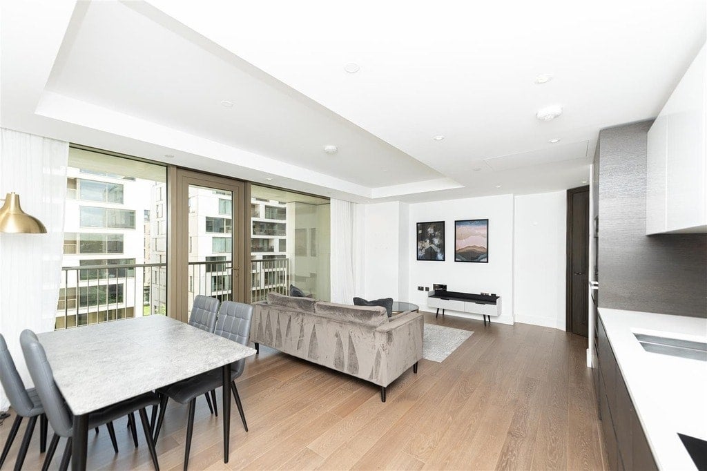 Flat Warwick Lane in Greater London
