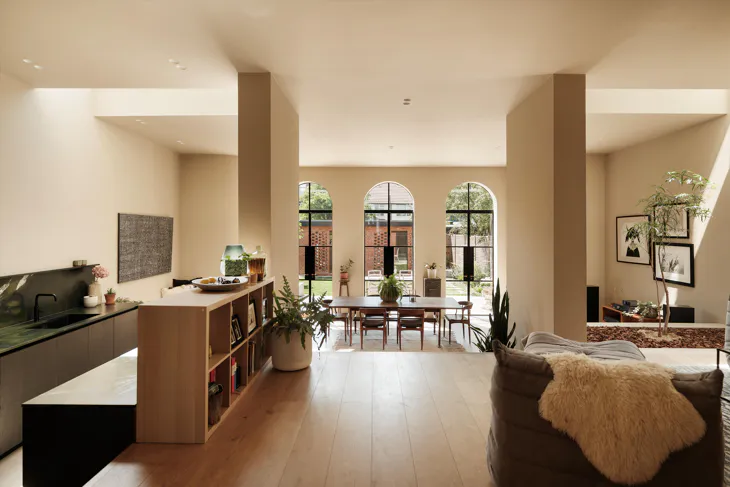 House Leighton Gardens in Greater London
