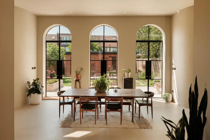 House Leighton Gardens in Greater London