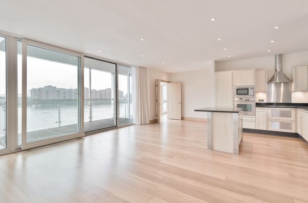 Flat Grosvenor Road in London