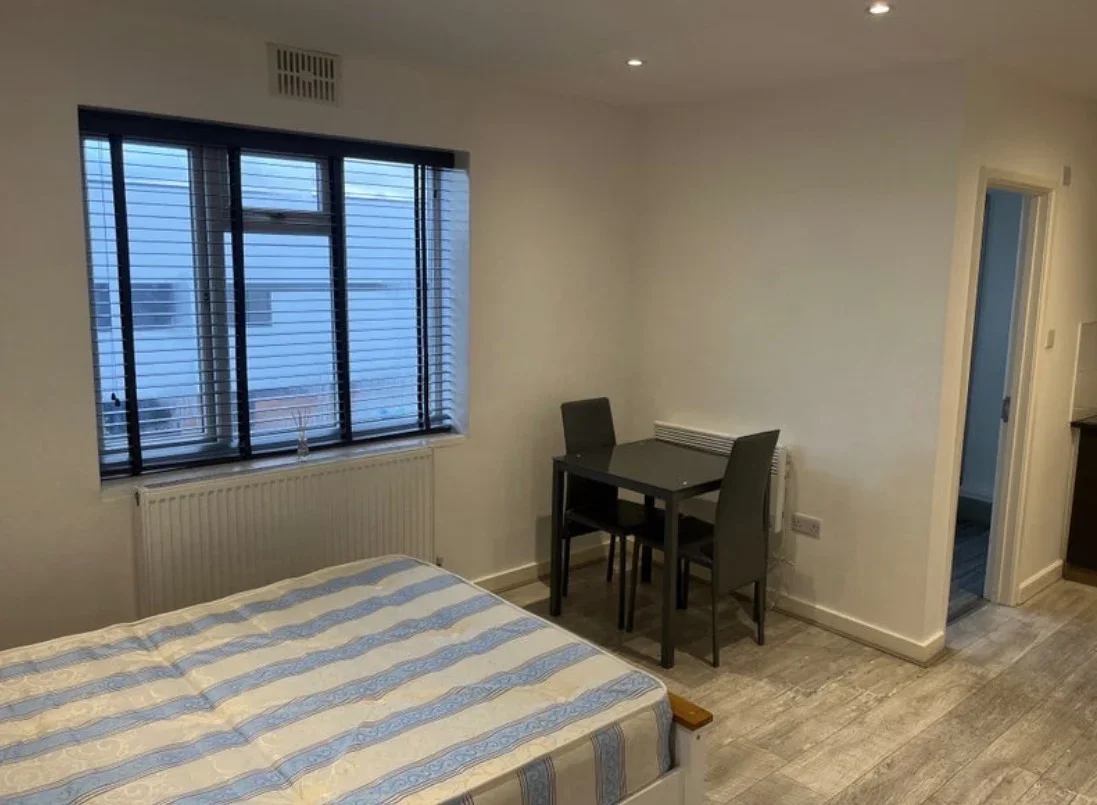 Flat Shenley Road in Hertsmere
