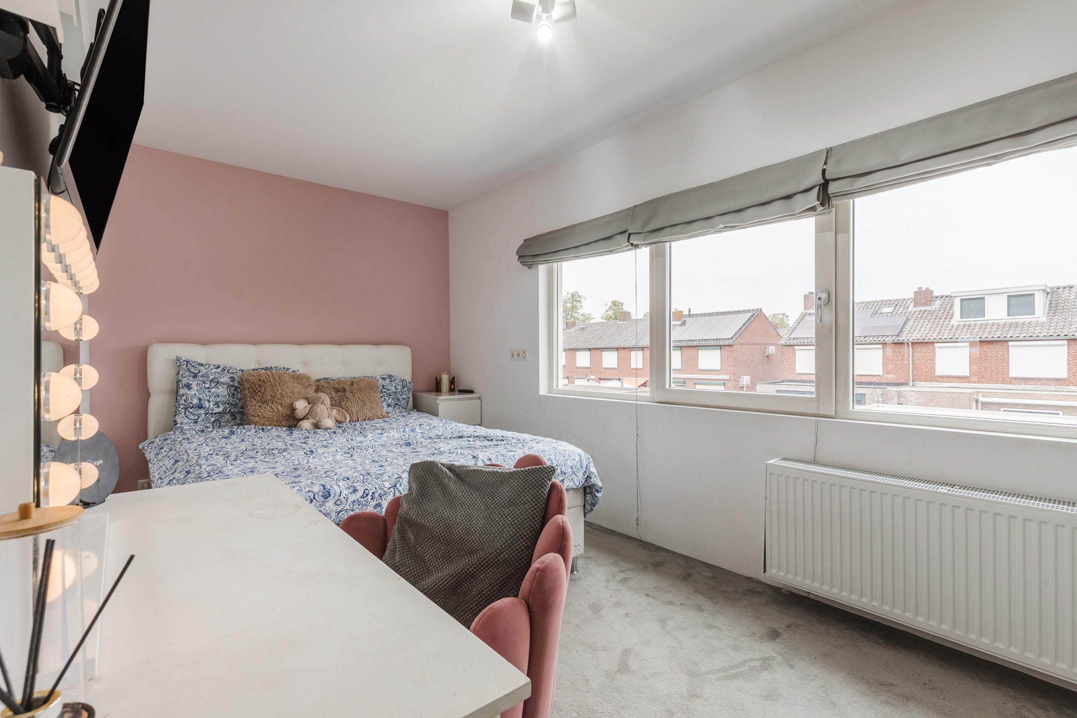 Tussenwoning te koop: Dr Ensinkstraat 16, Halsteren