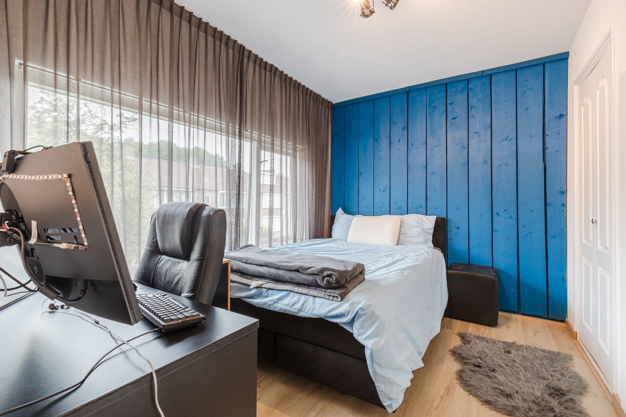 Tussenwoning te koop: Dr Ensinkstraat 16, Halsteren