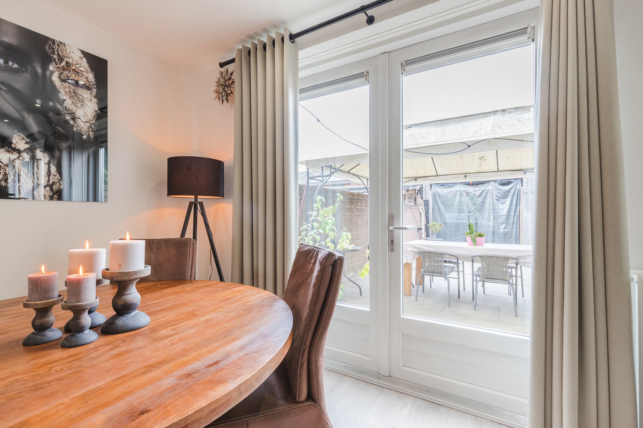 Tussenwoning te koop: Dr Ensinkstraat 16, Halsteren