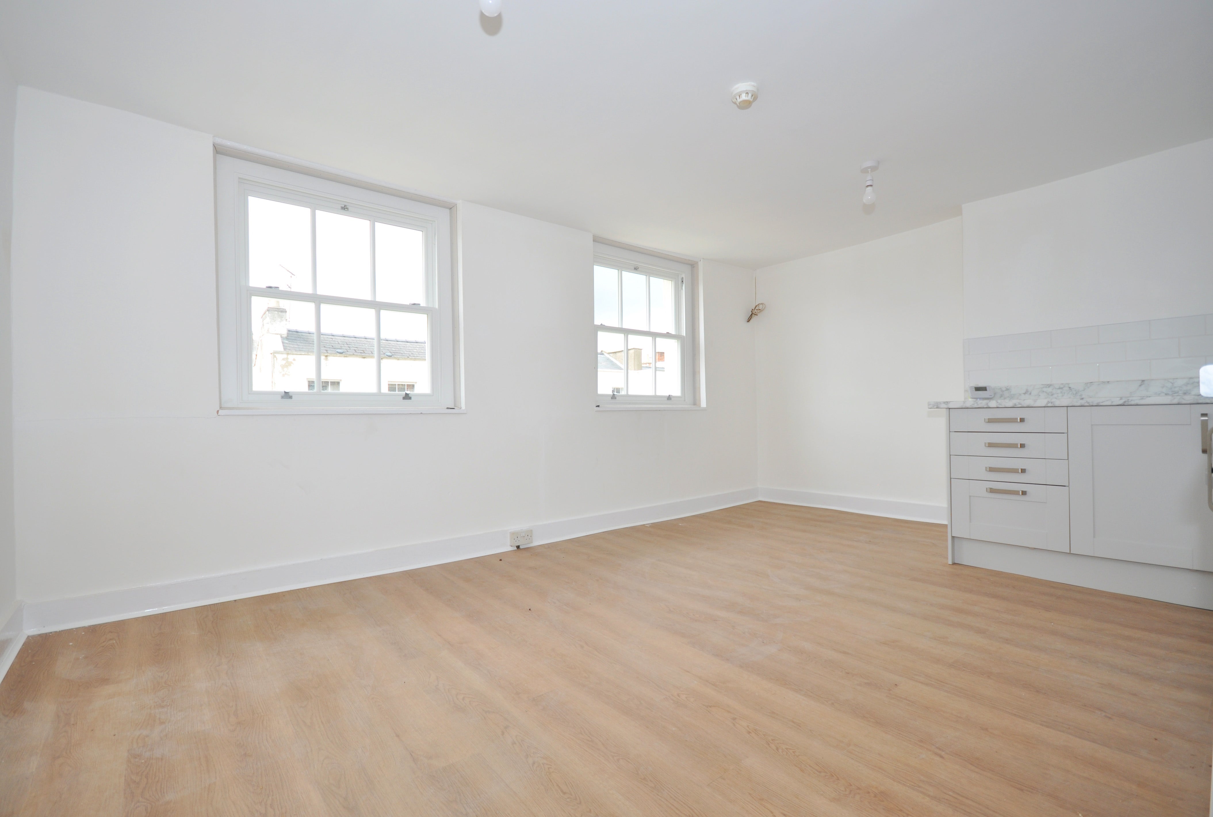 Flat Cambray Place in Cheltenham