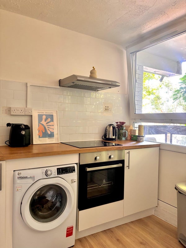 Room John Ruskin Street in Greater London