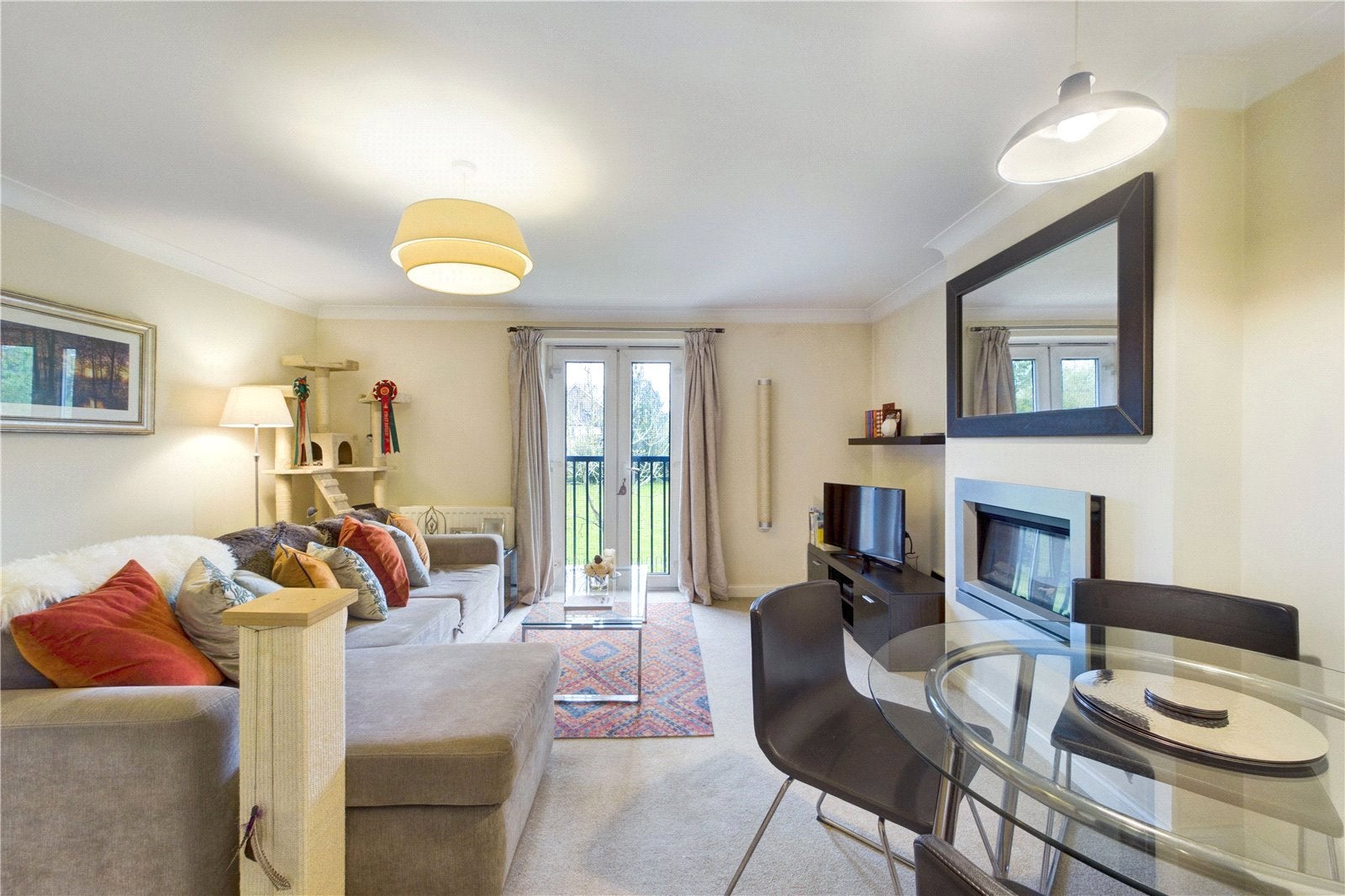 Flat Benham Drive in Spencers Wood