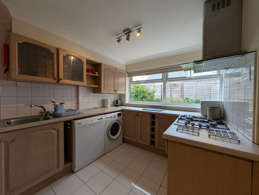 Room Whyke Road in Chichester