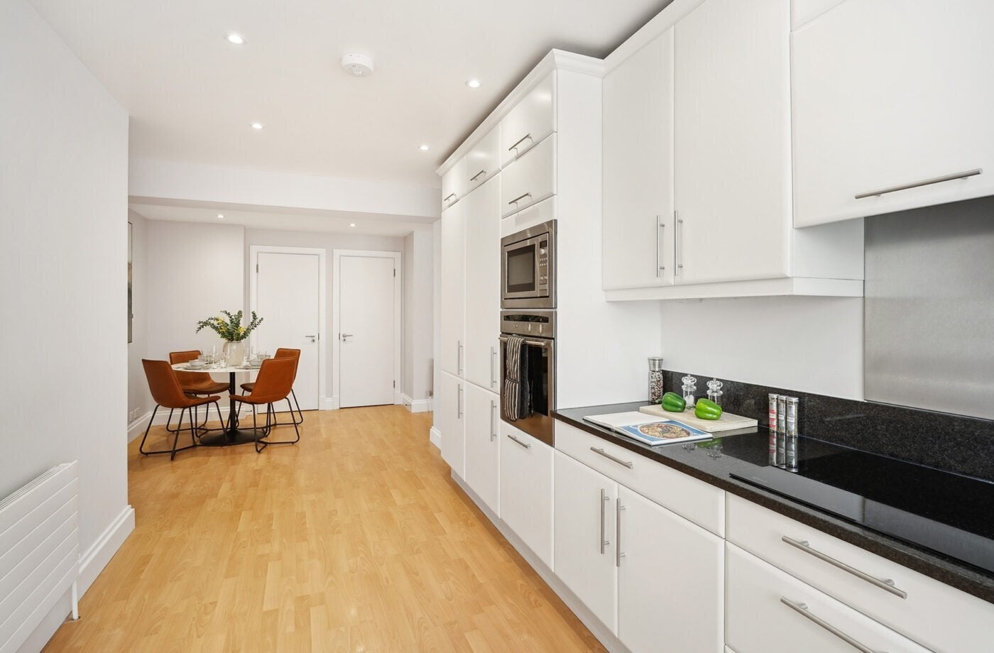 Flat Phillimore Walk in Greater London