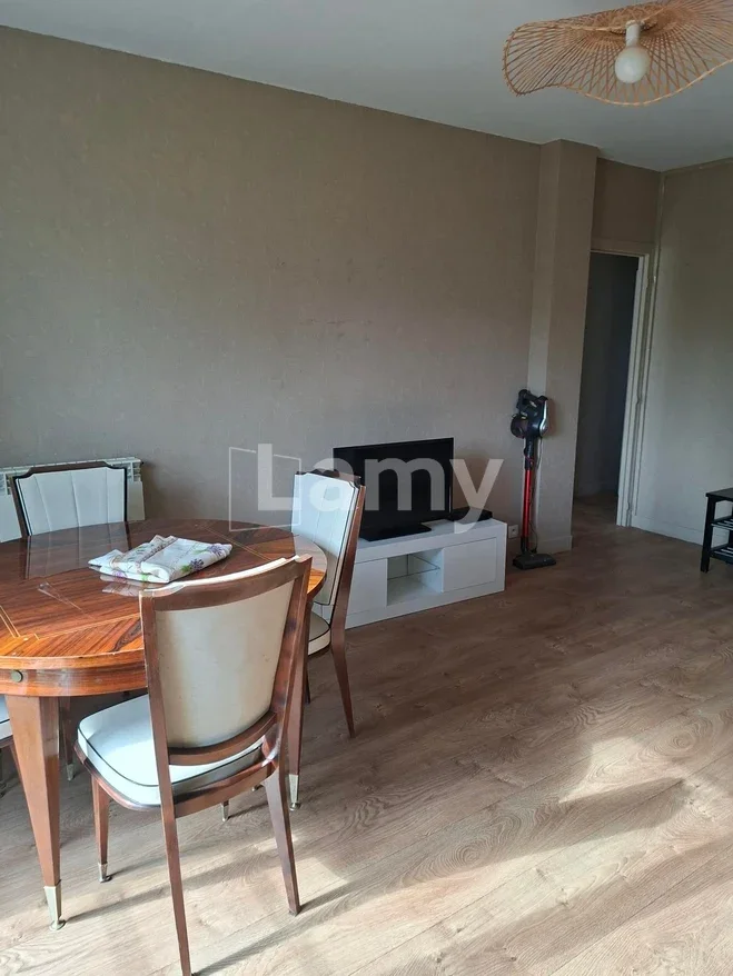 Appartement Square des Acacias à Compiègne