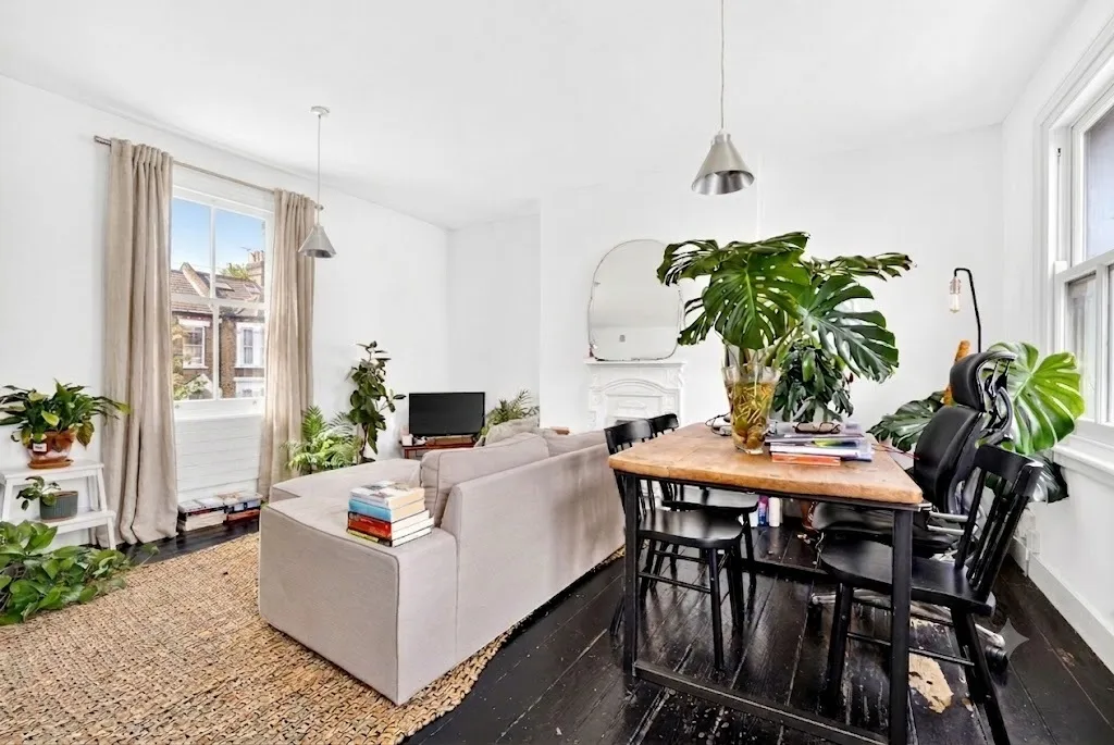 Flat Highbury Grange in Greater London