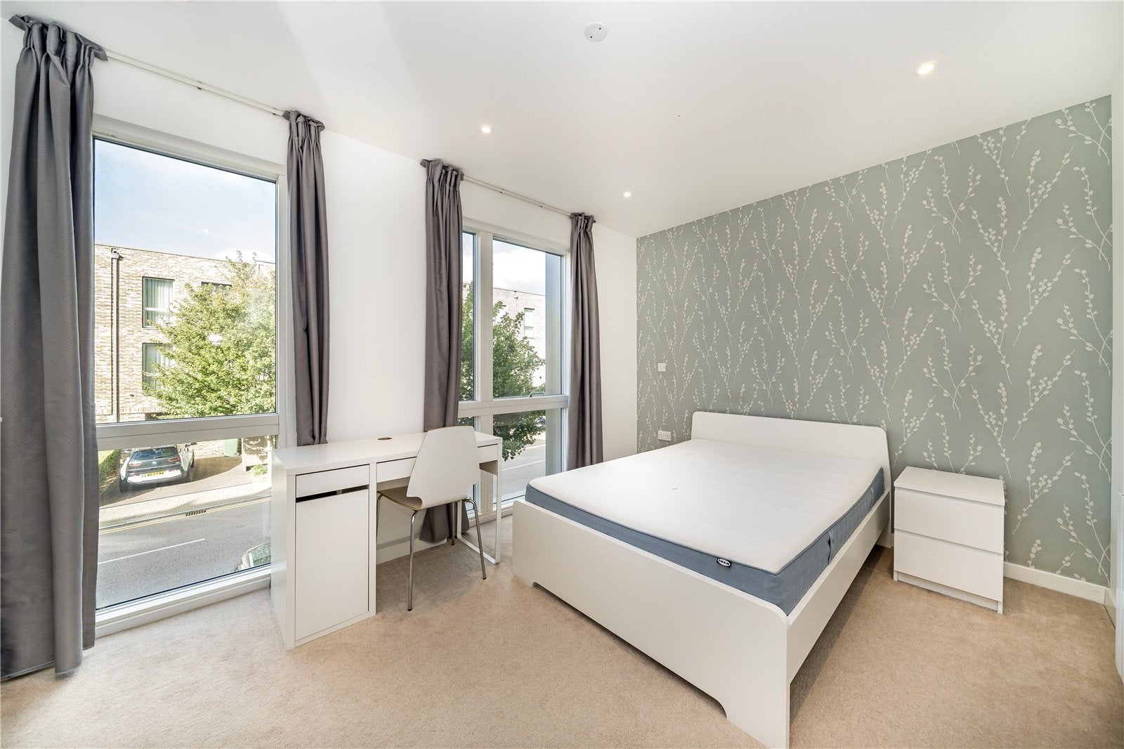 House Handley Drive in Greater London