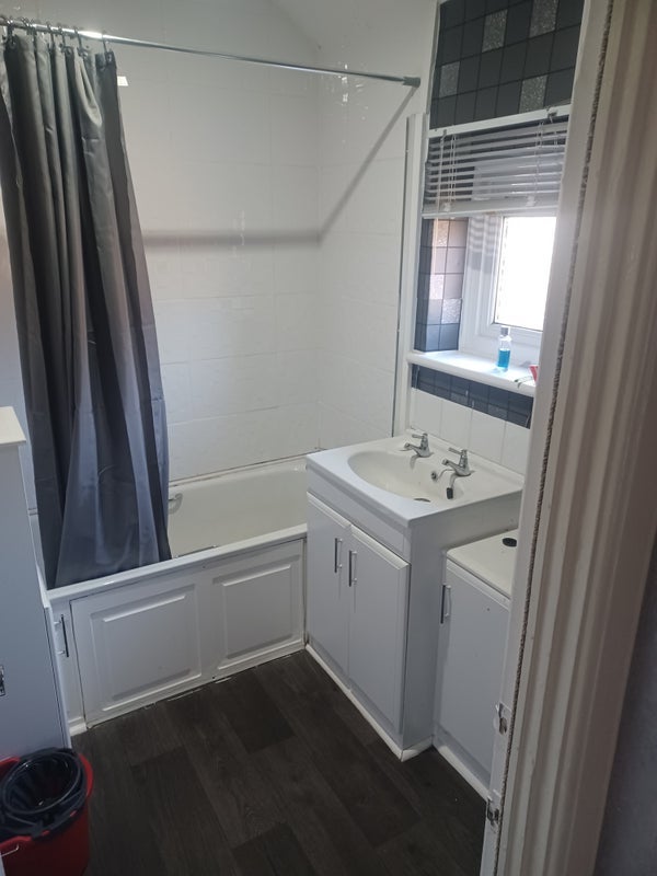 Room Portree Crescent in Blackburn