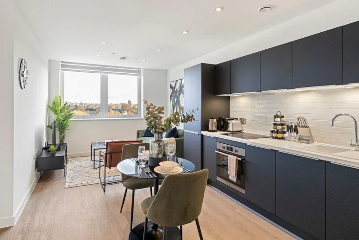 Flat Beckenham Road in Greater London