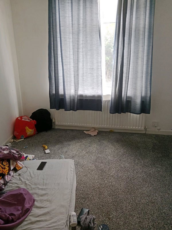Room Armstrong Road in North Tyneside